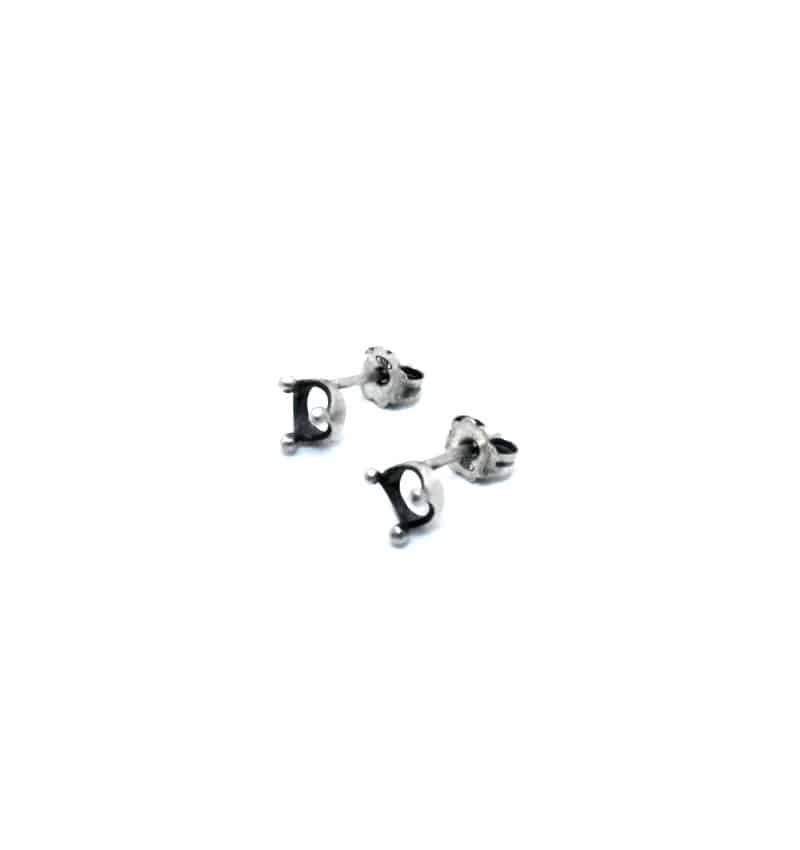Ανδρικά σκουλαρίκια κορώνα από ασήμι E0005M