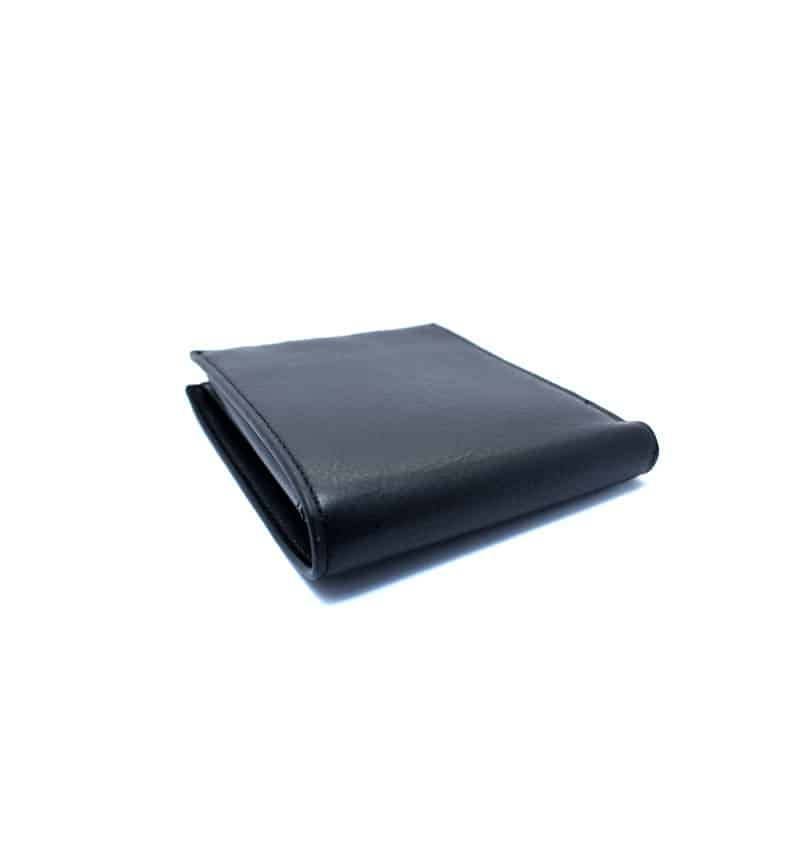 Ανδρικό μαύρο πορτοφόλι με ανάγλυφη υφή PORT03