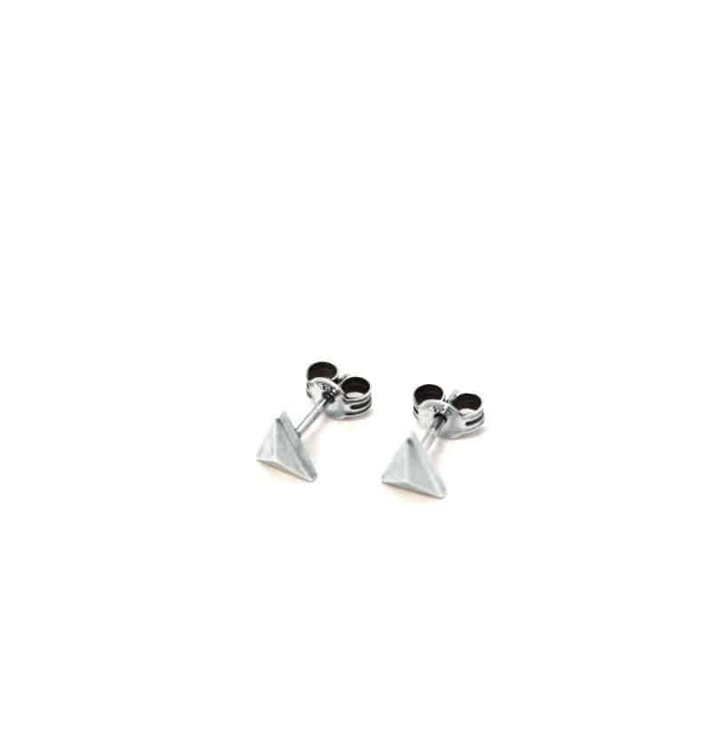 Ανδρικά σκουλαρίκια ''τρίγωνο'' (6mmX7mm) από ασήμι (925'') & ασημένιο (925'') κούμπωμα E00025M